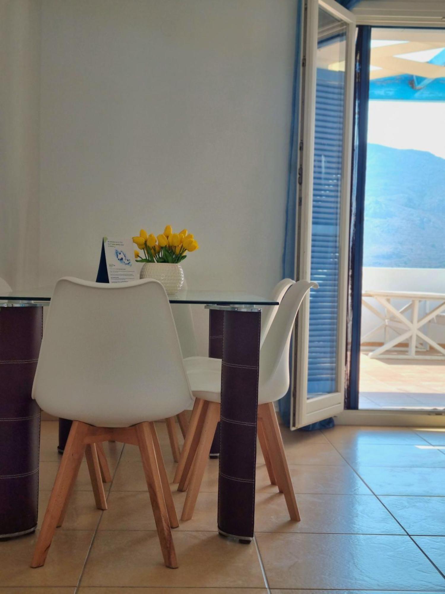 Zafeiris Apartments Livadia  Room photo